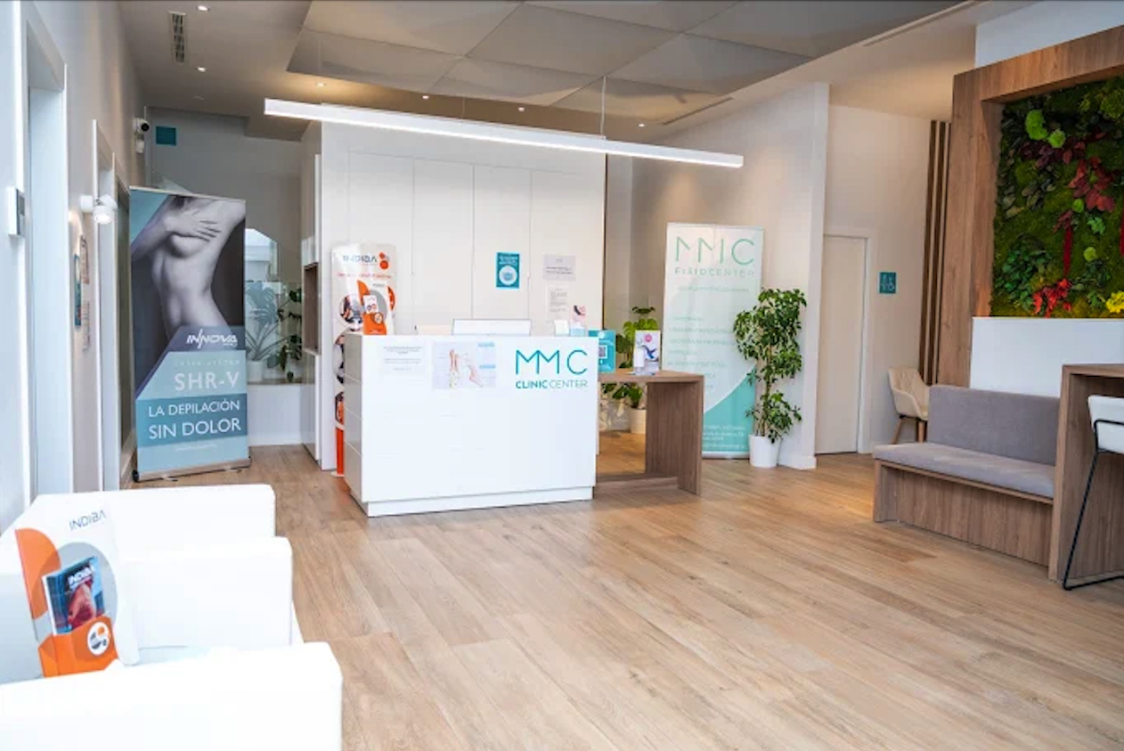 RECEPCIÓN MMC CLINIC CENTER